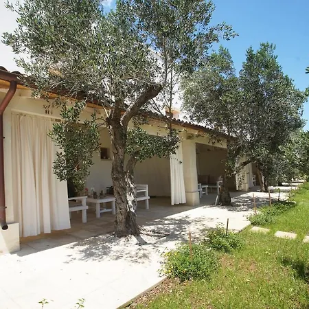 Relais L'oliveto Apartment Surano