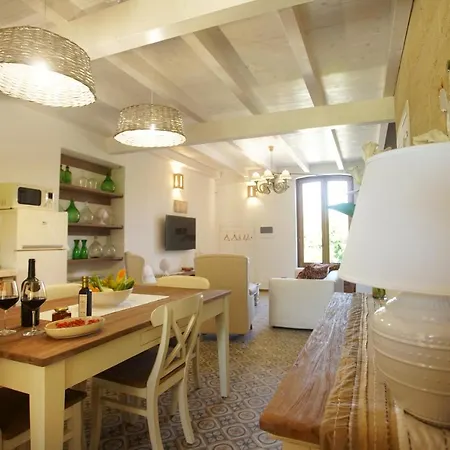 Relais L'oliveto 아파트 *