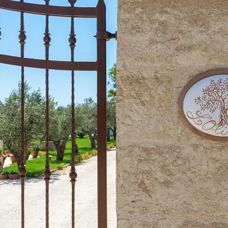 Relais L'oliveto Apartment *